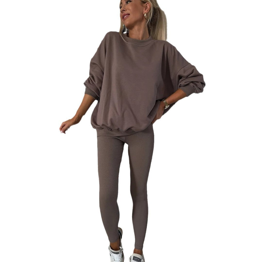 Damen zweiteiliges Lounge-Set mit oversized Sweatshirt und enganliegender Rippleggings EB