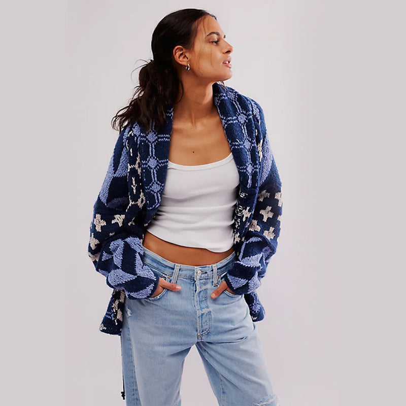 Damen Oversized Strickjacke mit Schalkragen und grafischem Muster EB