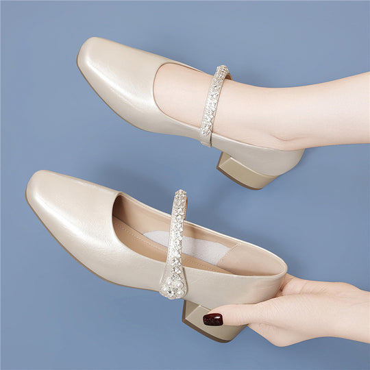 Damen elegante Pumps mit modischem Riemen und Schmuckdetails EB