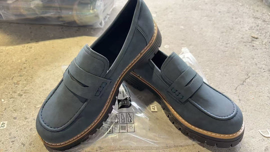 Damen Robuste Penny-Loafer mit profilierter Gummisohle EB