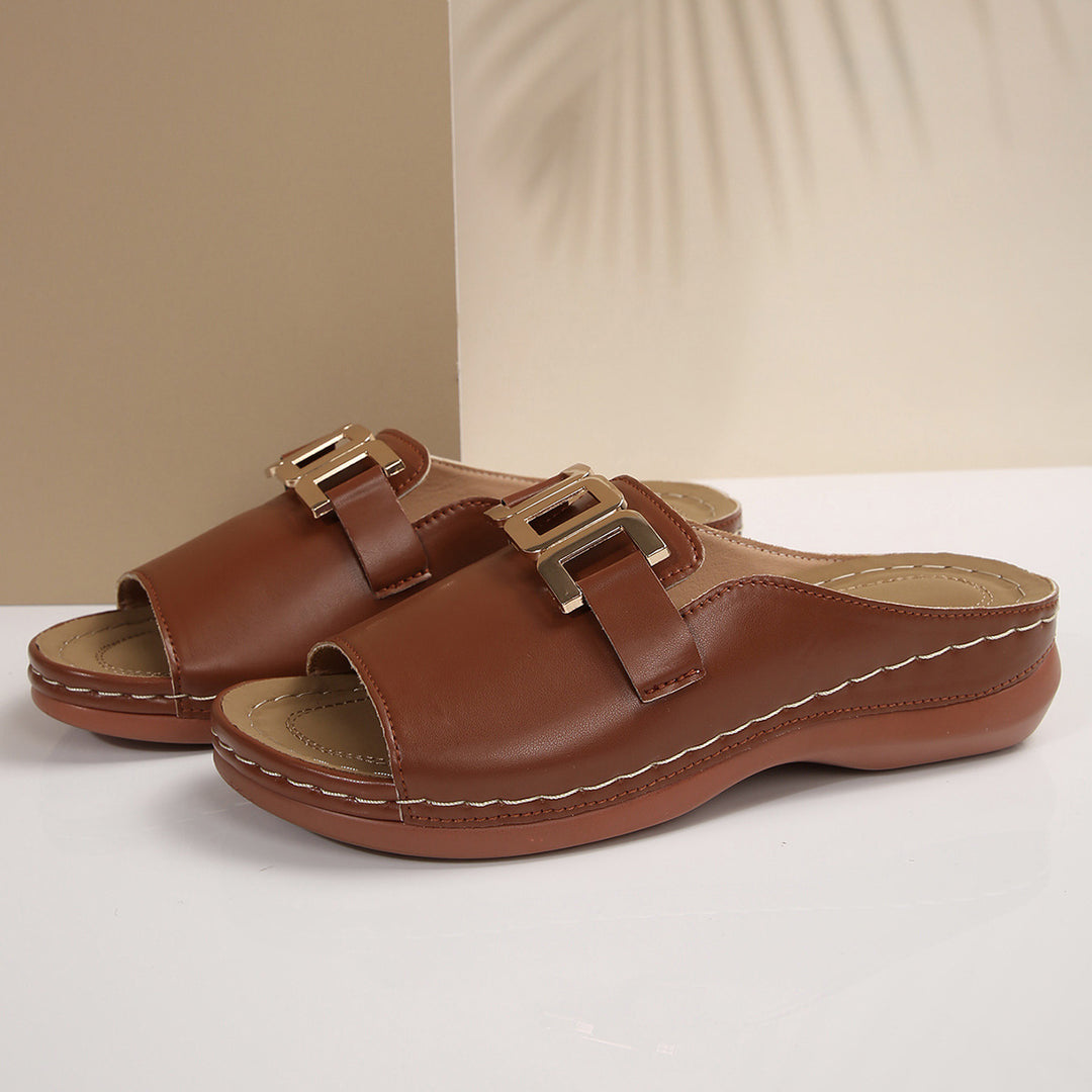Damen Elegante Mules mit modischem Goldakzent und komfortablem Fußbett EB