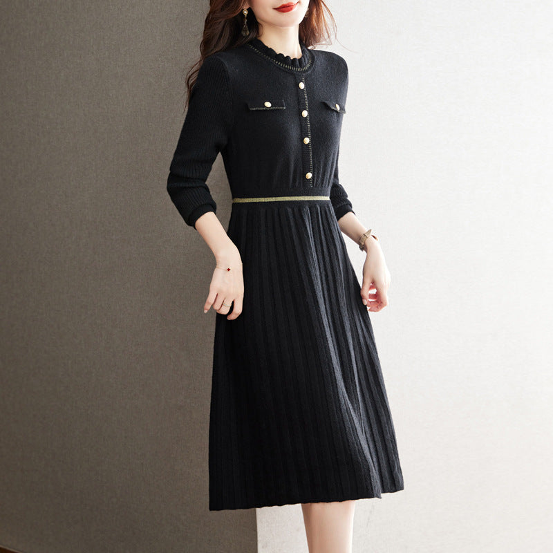 Damen Strickkleid mit eleganter Rückenansicht und hochgeschlossenem Kragen EB