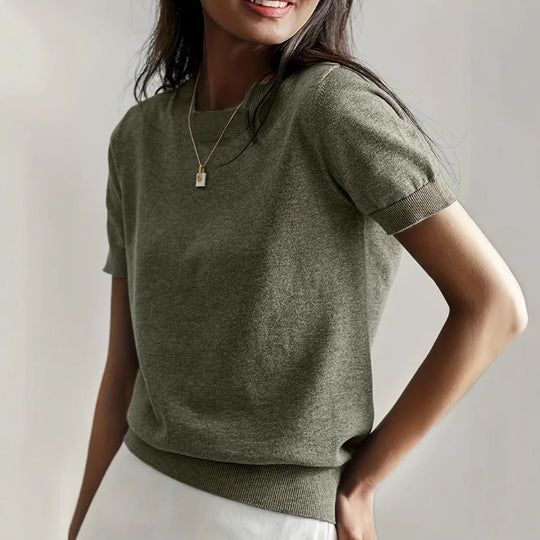 Damen Feinstrickpullover mit Kurzarmiger Silhouette und Weich Fließendem Material EB
