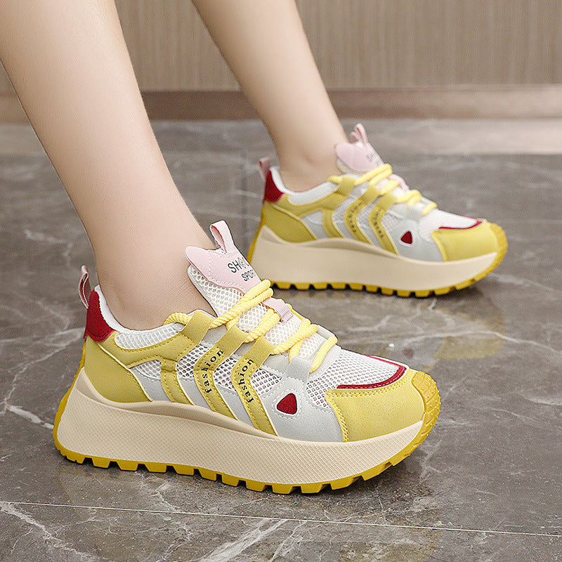 Damen Sportliche Sneakers mit dämpfender Laufsohle und strapazierfähigem Obermaterial EB