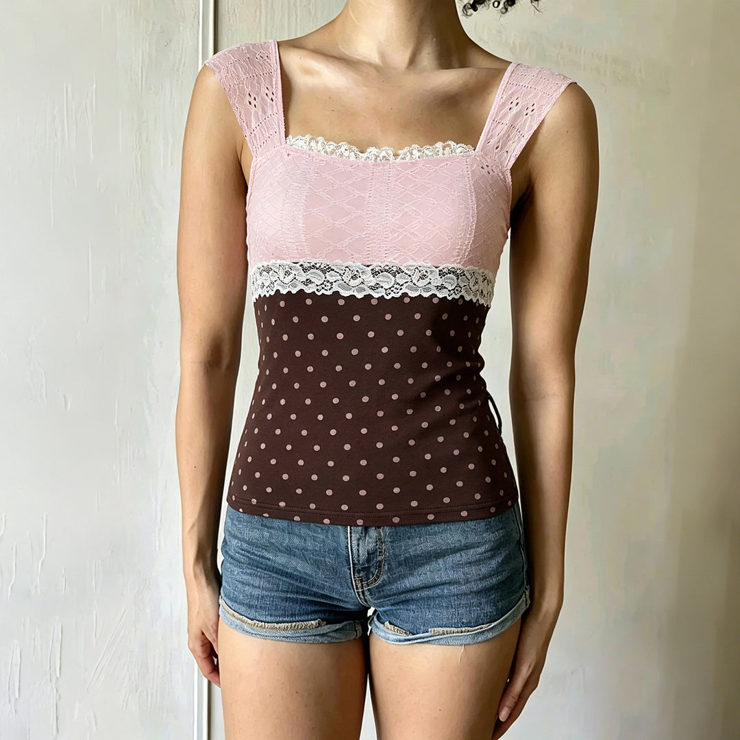 Damen Wunderschönes Oberteil mit Spitze und Punkte-Design EB