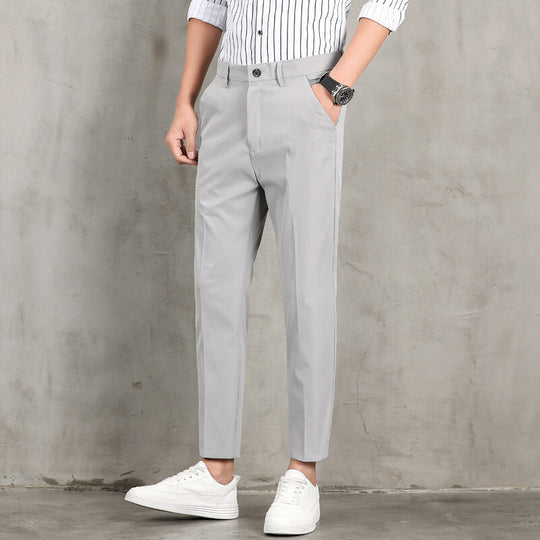 Herren moderneChinohose mit slim fit Schnitt und praktischen Seitentaschen EB