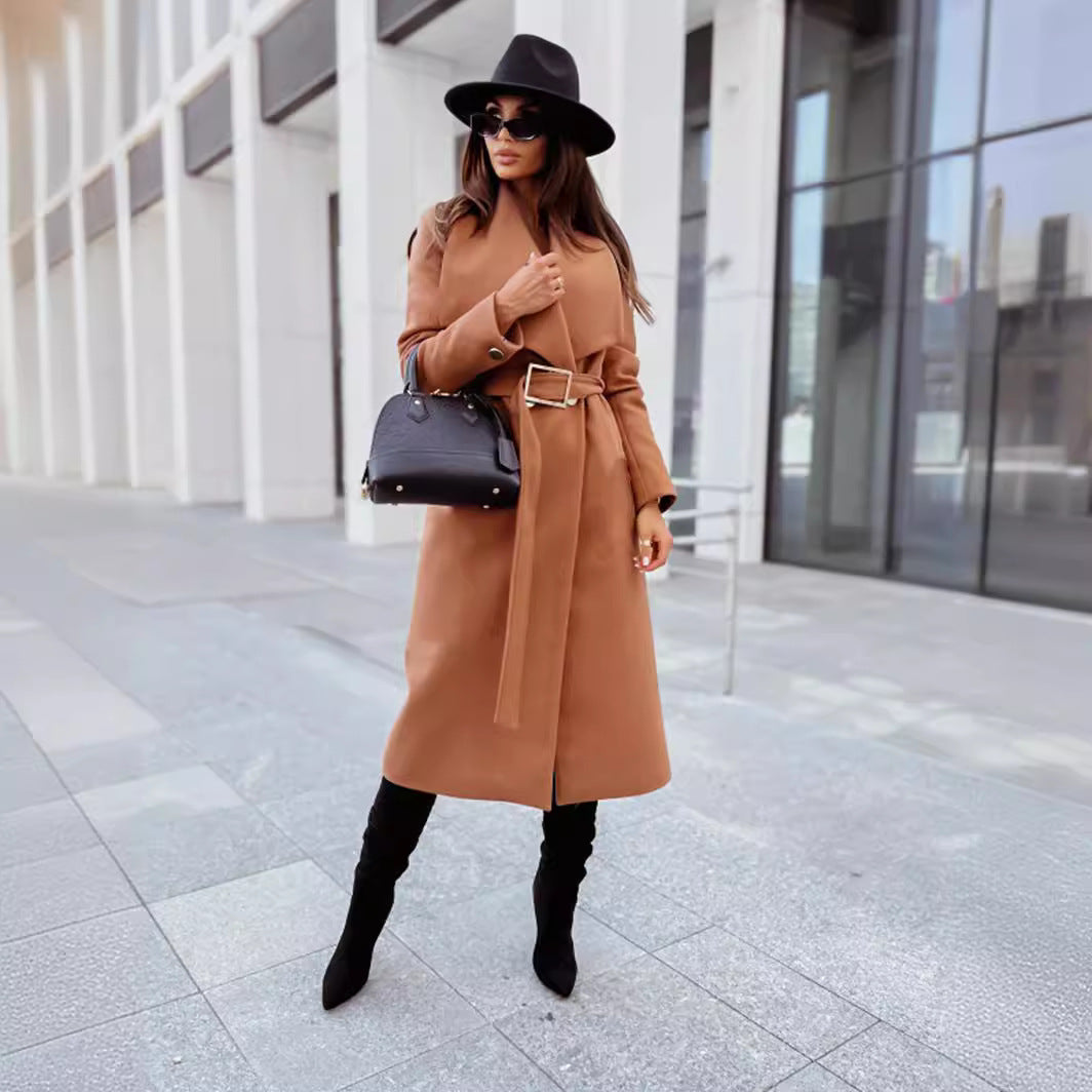 Damen Eleganter Trenchcoat mit Gürtel und strukturiertem Stoff EB