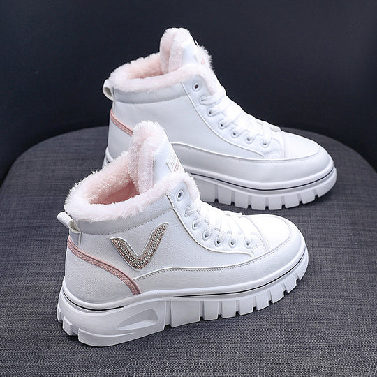 Damen Hohe Winterstiefel mit kuscheligem Innenfutter und robustem Sohlenprofil EB