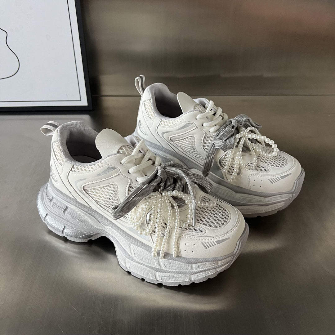 Damen Sportliche Sneakers mit stilvollem Mesh-Design und modischer Perlenverzierung EB