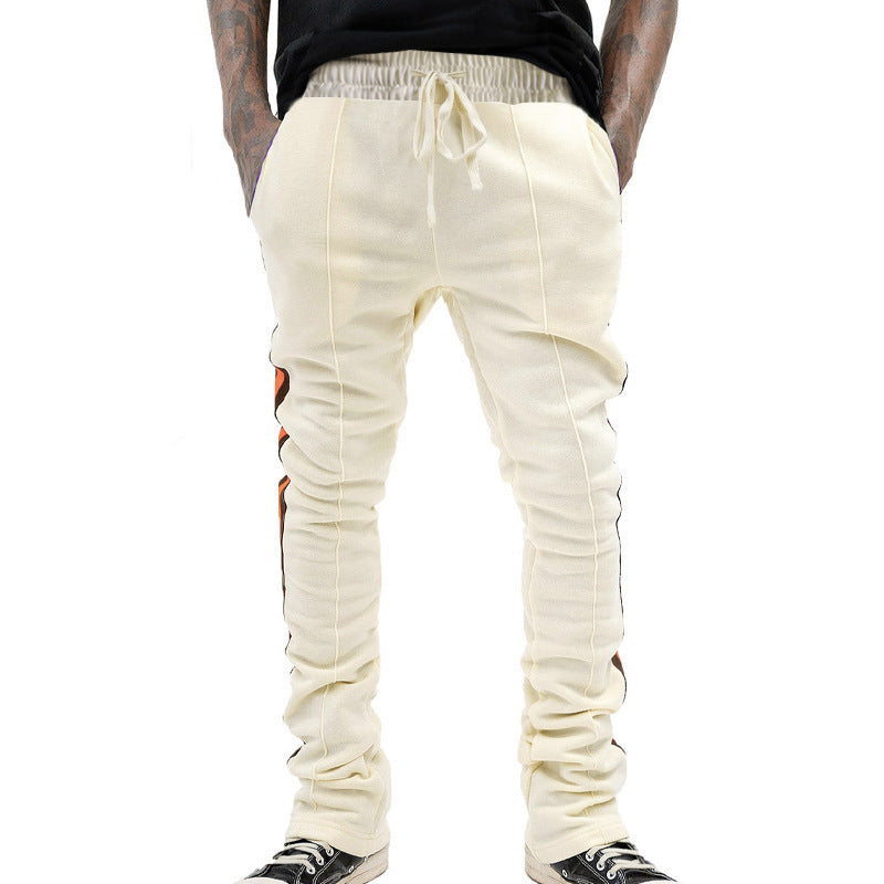 Herren Slim-Fit Jogginghose mit Tunnelzug, markanten Ziernähten & seitlichem Panel EB