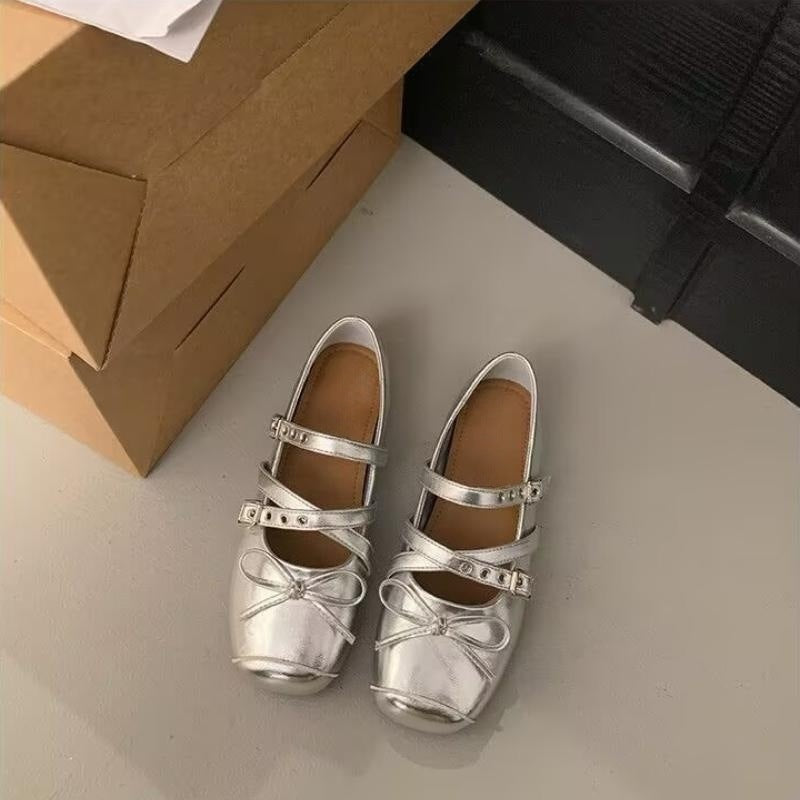 Damen Ballerina-Schuhe mit dekorativen Doppelschnallen und modischen Schleifen EB