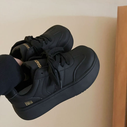 Damen Modische Plateau-Sneaker mit bequemem Schnürsystem und urbanem Design EB