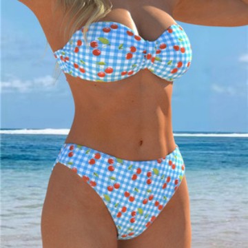Damen Bandeau-Bikini mit verspieltem Karomuster und fruchtigem Print EB