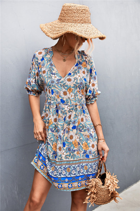 Damen Freizeitkleid mit floralem Design und weich fließendem Stoff EB