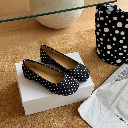Damen Ballerinas mit modischem Punktmuster und bequemer Sohle EB