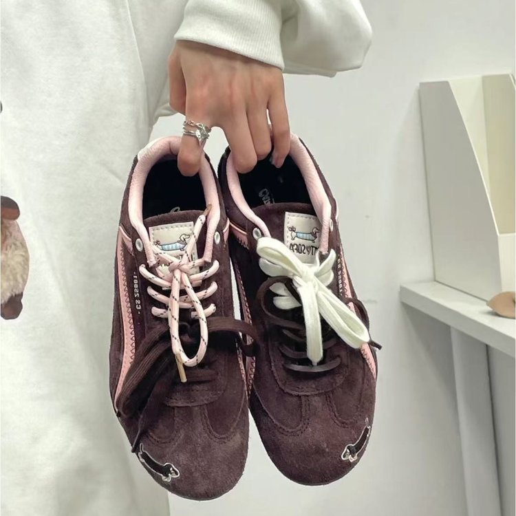 Damen Schnürschuhe mit halbhohem Schnitt und schicker Applikation EB