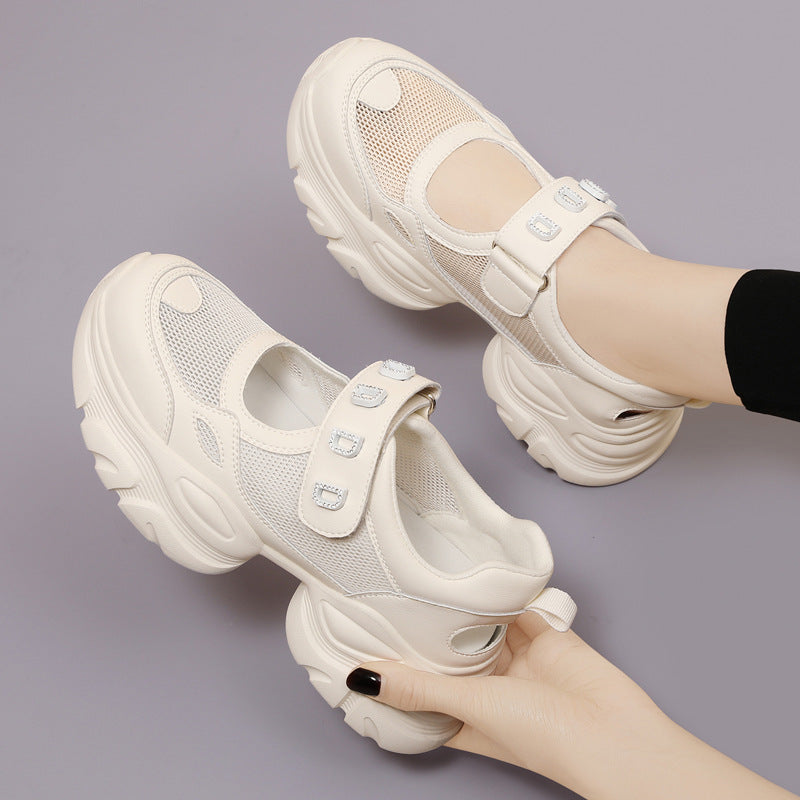 Damen Sportliche Komfort-Sneaker mit verstellbarem Riemen und dämpfender Sohle EB