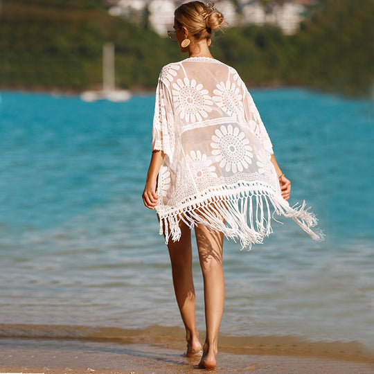Damen Häkel-Strandüberwurfkleid mit fransigem Saum und floralem Design EB