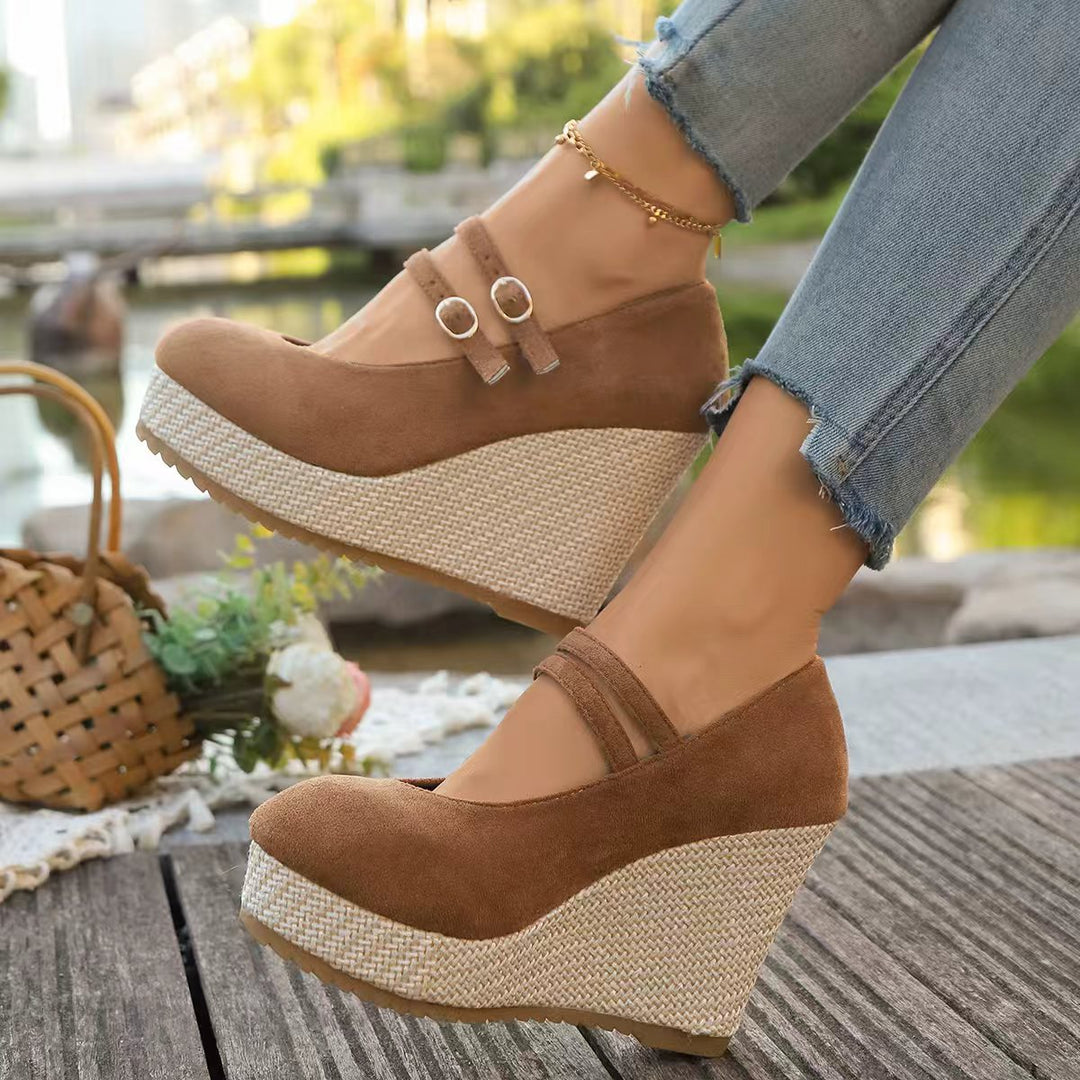 Damen Wedge-Pumps mit eleganter Riemchen-Applikation EB