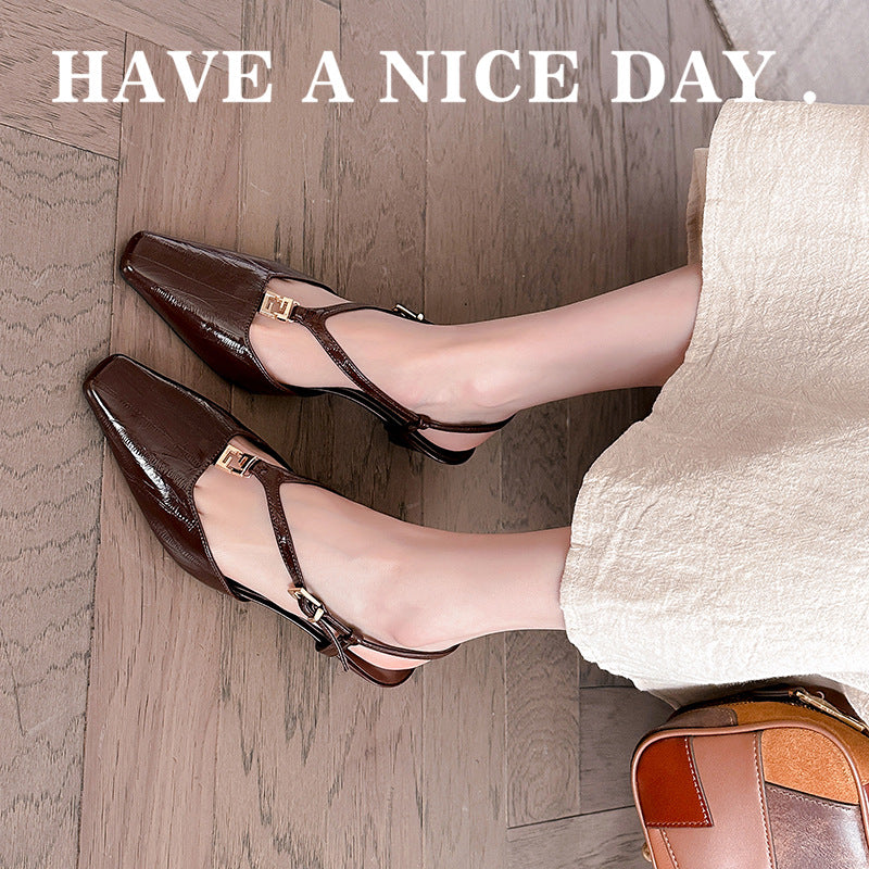 Damen Slingback-Pumps mit elegantem Riemchen und spitzer Zehenform EB
