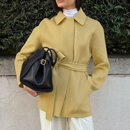 Damen Modische Oversized-Jacke mit Gürtel und hochgeschlossenem Kragen EB