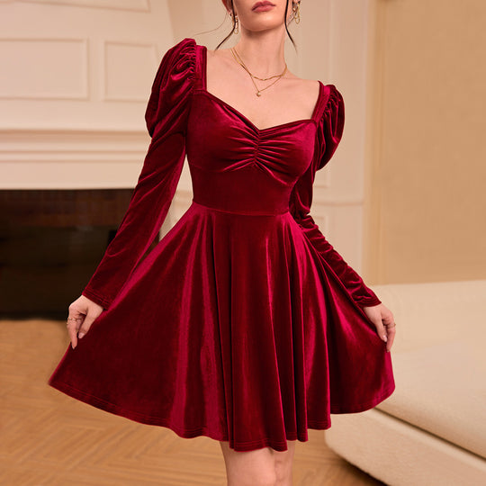 Damen Samt-Kleid mit Herz-Ausschnitt, gerafftem Bustier und Tellerrock Eichborn Berlin