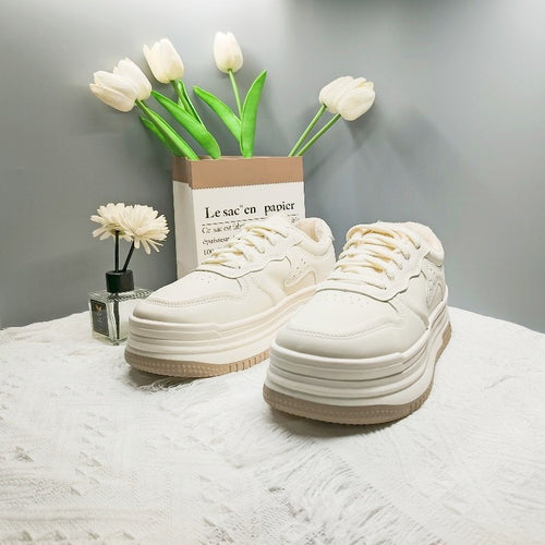Damen Modische Sneaker mit dickem Komfortprofil EB