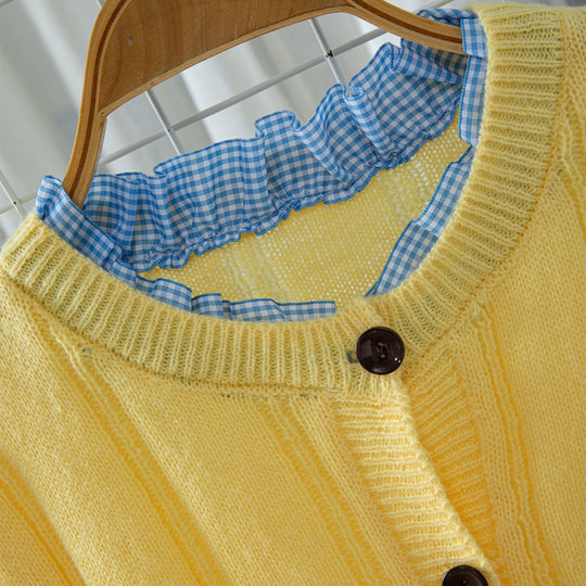 Damen Leichte Strickjacke mit hübschen Rüschendetails EB