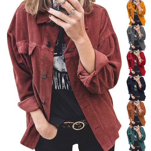 Damen nan Oversize Cordjacke mit aufgesetzten Taschen und klassischer Knopfleiste EB