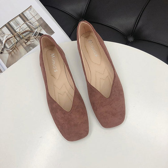 Damen Ballerinas aus Veloursleder mit elegantem V-Ausschnitt EB