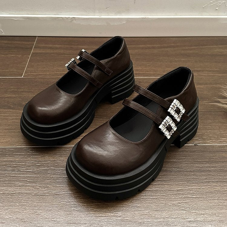 Damen Plateau-Ballerinas mit doppelt verstellbarem Riemen und glitzernden Details EB