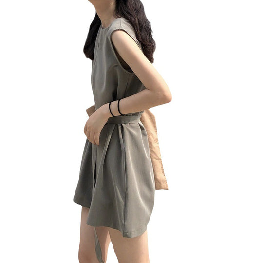 Damen Jumpsuit mit tailliertem Design und praktischen Taschen EB
