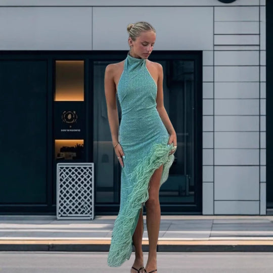 Damen Festliches Pailletten Abendkleid mit asymmetrischem Saum und Federdetails EB