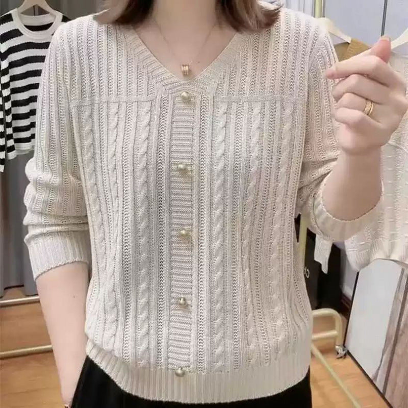 Damen Strickjacke mit feinem Zopfmuster und eleganten Perlenknöpfen EB