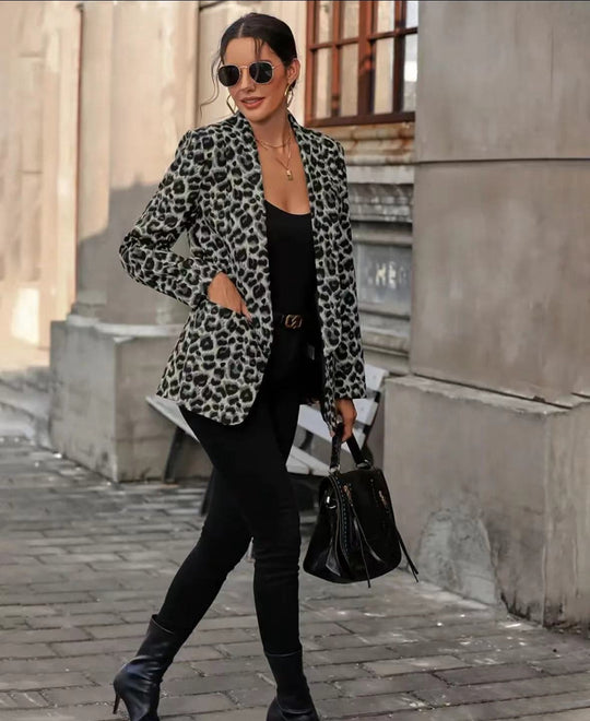 Damen modischer Blazer mit Leopardenmuster und taillierter Passform EB
