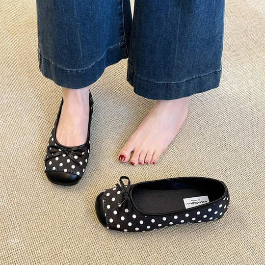 Damen Ballerinas mit verspieltem Punktedesign und zierlichem Schleifenakzent EB