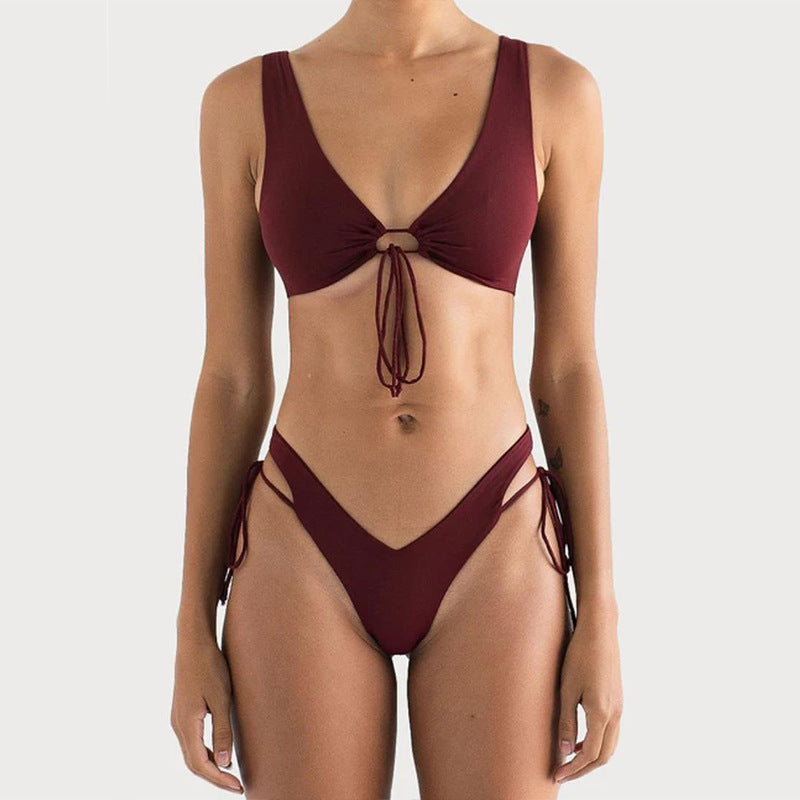 Damen Triangel-Bikini mit innovativem Schnitt und verstellbaren Seitenbändern EB