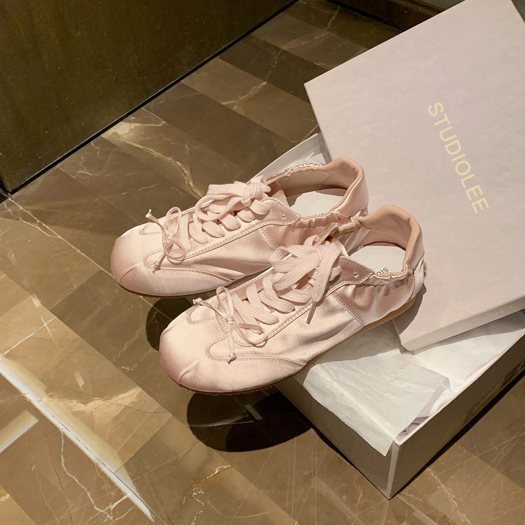 Damen Sportliche Sneakers mit atmungsaktiver Obermaterialstruktur und komfortablem Fußbett EB
