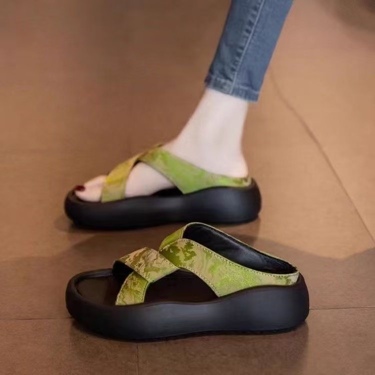 Damen Bequeme Slip-On Sandalen mit modischem Querriemen und rutschfester Sohle EB