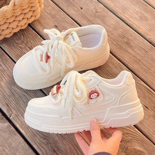 Damen Sportliche Sneaker mit dekorativen Tierapplikationen und dämpfender Sohle EB