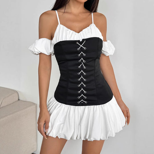 Damen Rüschenkleid mit Schnürung und abnehmbaren Trägern EB
