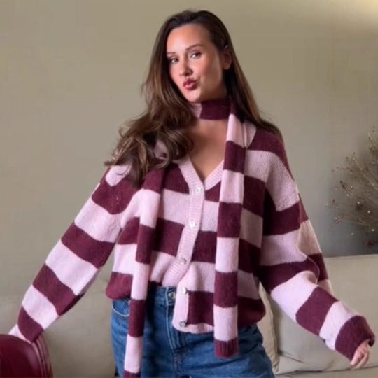 Damen kuschelige Strickjacke mit modischem Karomuster und abnehmbarem Schal EB