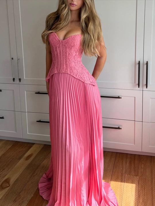 Damen nan elegantes Abendkleid mit Spitzenkorsett und plissiertem Maxirock EB