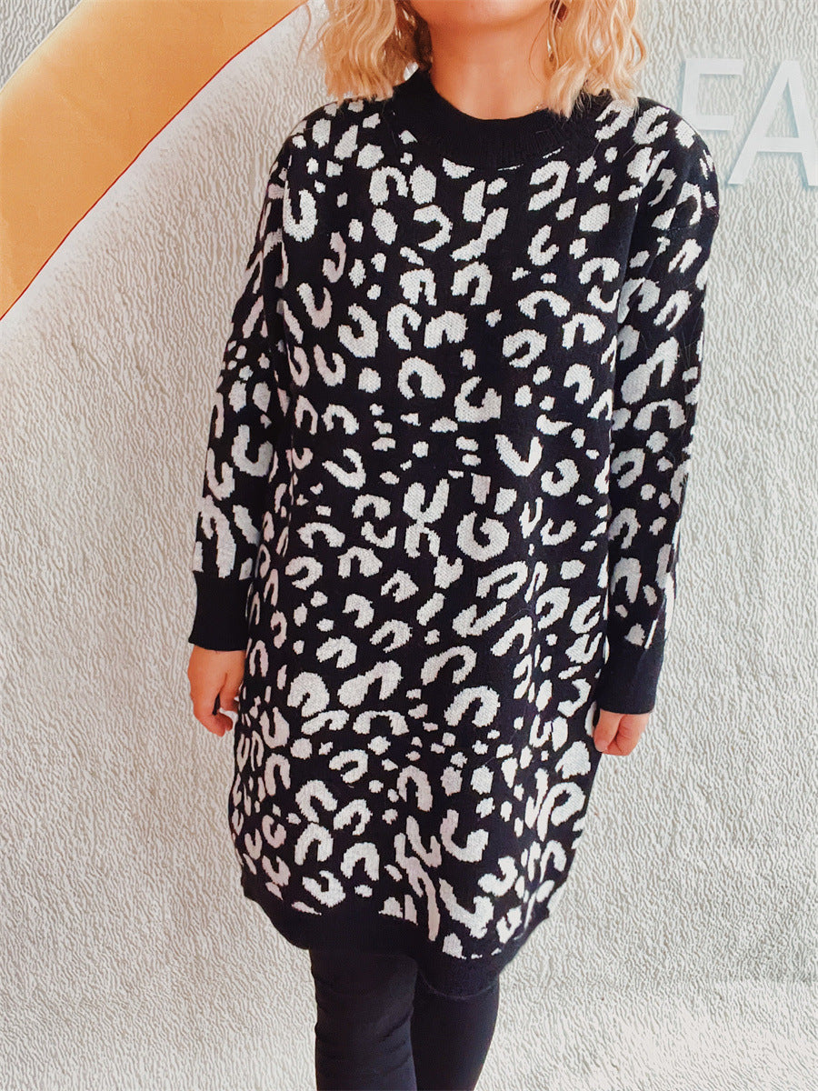 Damen Grobstrickkleid im modernen Leopardenmuster EB