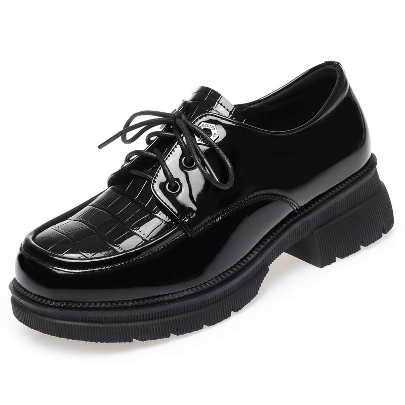 Damen Schnürschuhe im glänzenden Look EB