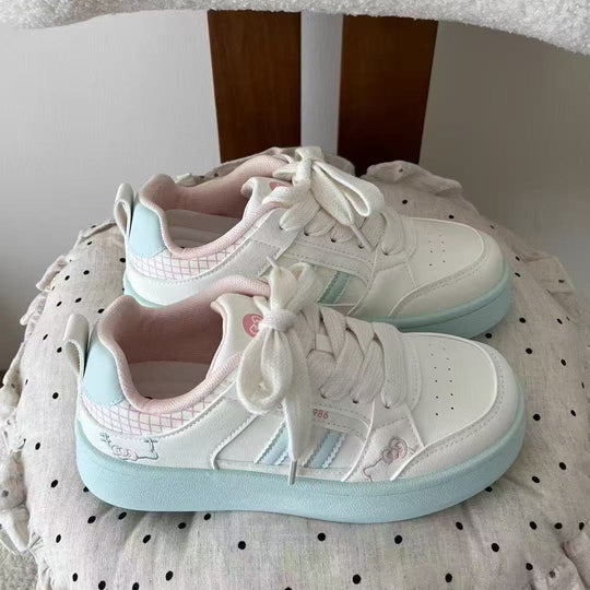 Damen Sneakers mit verspieltem Design von EB