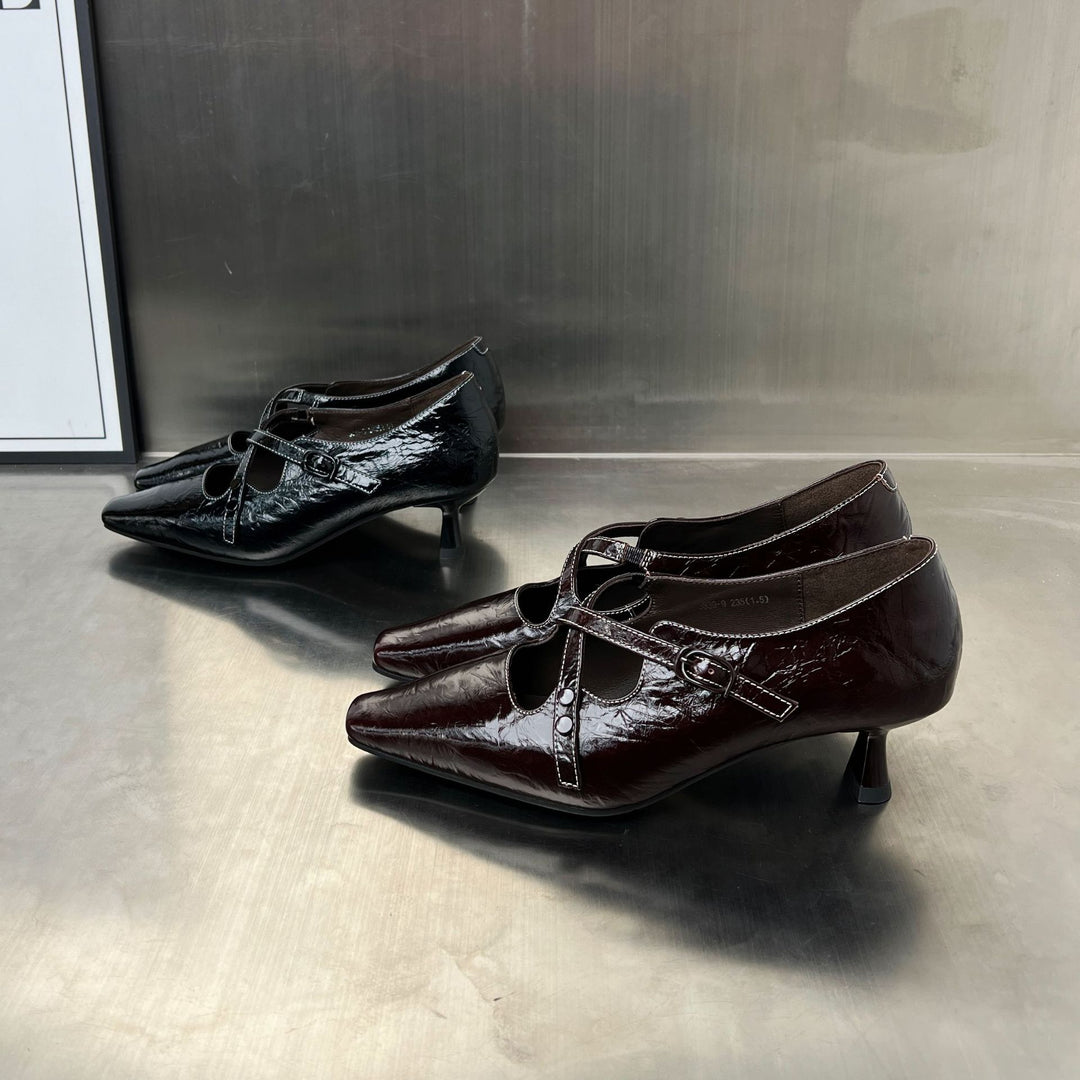 Damen elegante Ballerina Schuhe mit verstellbarem Riemen und glänzendem Obermaterial EB