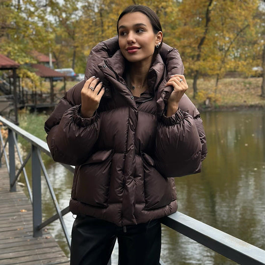 EB | Damen Gesteppte Winterjacke mit Oversized Kapuze – Warm, Wasserabweisend & Modern