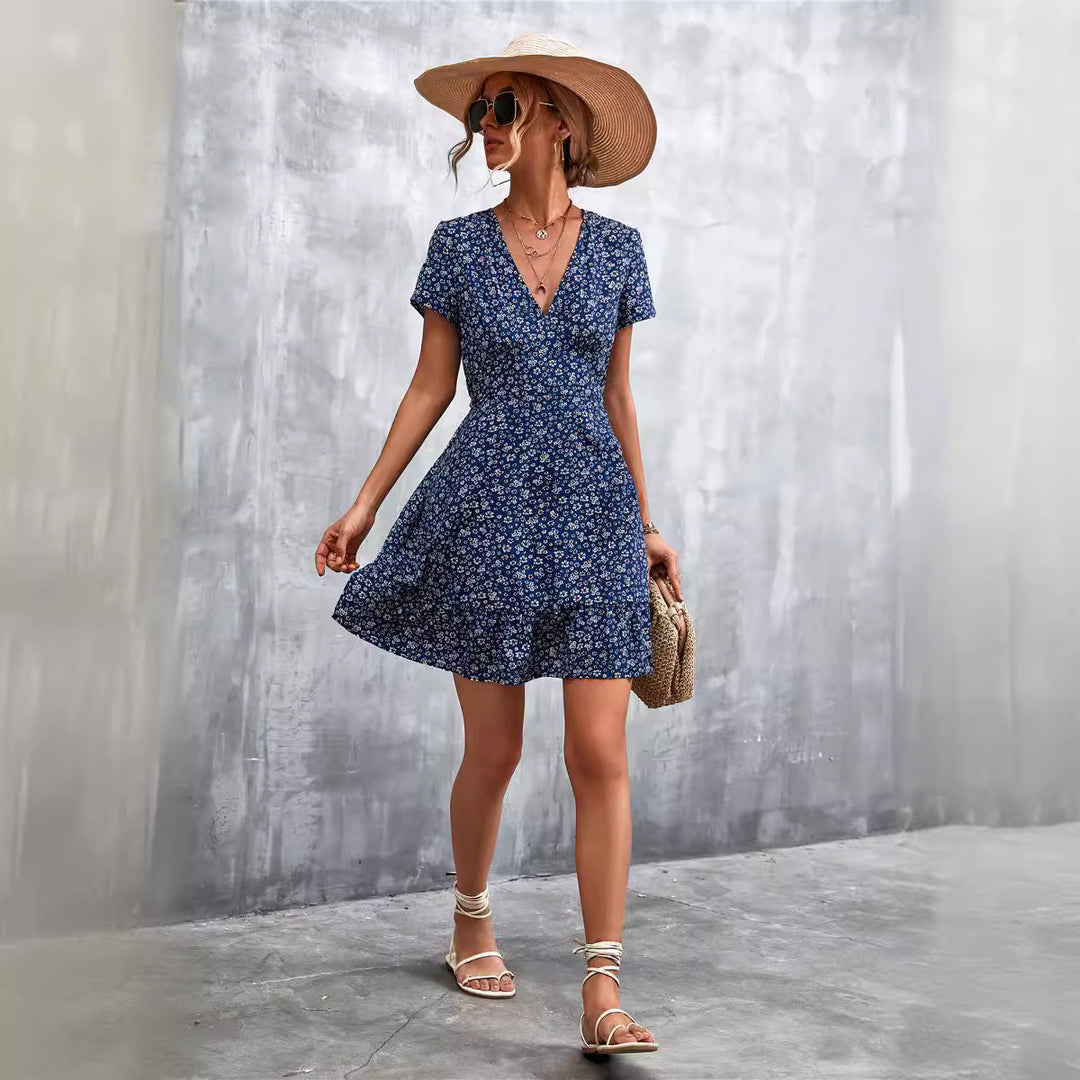 Damen Sommerliches Minikleid mit floralem Design und verspieltem Saum EB