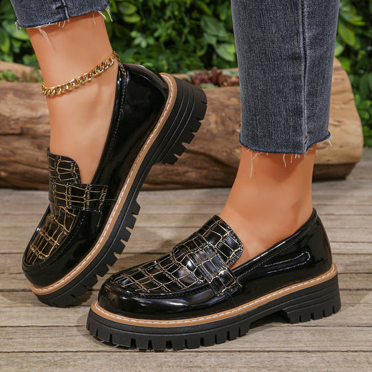 Damen Loafers mit glattem Obermaterial und robustem Profilsohle EB